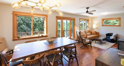 The Oaks - Private Disc Golf Course, Escape to Paradise in The Oaks, Hot Tub, Gorgeous Seclusion