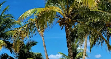 Cute Beachfront Cottage Style Duplex, Private Beach Resort