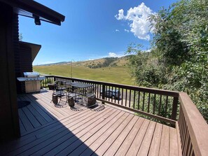 House, Multiple Beds (3420 Minuteman Dr., US) | Balcony - Amazing Sunsets, Biking, Boating and More at The Horsetooth Stoop! (Fort Collins)