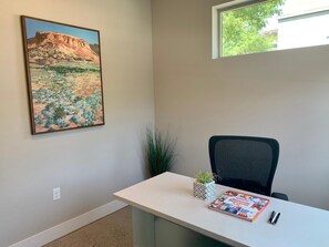 Townhome, Multiple Beds, Mountain View (750 Jerome St. (Unit 6))
