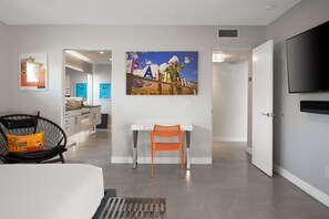 3 bedrooms, WiFi, bed sheets, wheelchair access