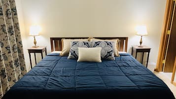 4 bedrooms, iron/ironing board, WiFi, bed sheets