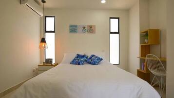 1 bedroom, iron/ironing board, WiFi