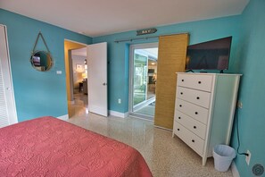 3 slaapkamers, een strijkplank/strijkijzer, wifi, beddengoed