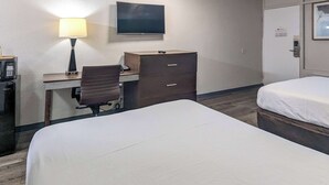 WiFi (free), bed sheets - Rodeway Inn (Augusta)