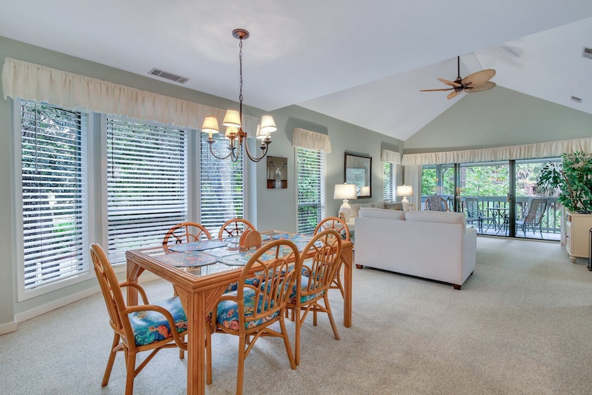 7802 Centre Ct Spacious 2 Bed Lagoon View Villa. Close To Palmetto Dunes Golf, Tennis & Pickleball - Hilton Head Island, SC