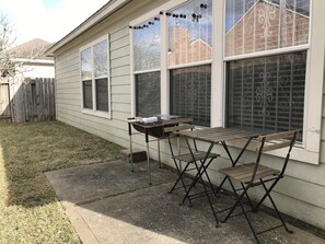 Outdoor dining