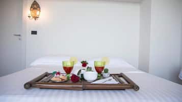 3 bedrooms, iron/ironing board, travel crib, free WiFi