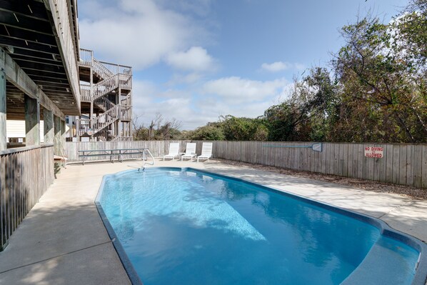 Beheizter Pool