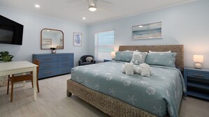 2 bedrooms, iron/ironing board, travel cot, WiFi - Villa Sanibel 1C |  Premier Beachfront Residence on Sanibel Island (Sanibel)