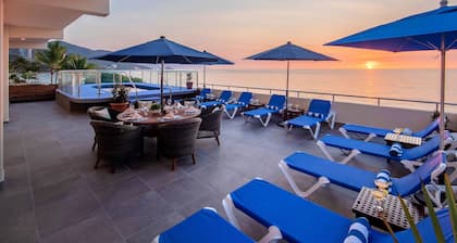 Luxurious Beachfront Villa, the safest swimming beach just 3.5 miles south of PV