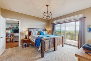 2 makuuhuonetta, silitysrauta/-lauta, internet, vuodevaatteet