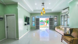 4 Bedroom Pool Villa | Living area