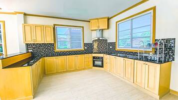 4 Bedroom Deluxe Pool Villa | Private kitchen