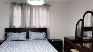Classic Apartment, 2 Bedrooms | 2 bilik tidur, Wi-fi percuma