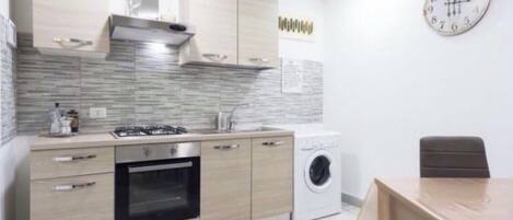 Oven, stovetop