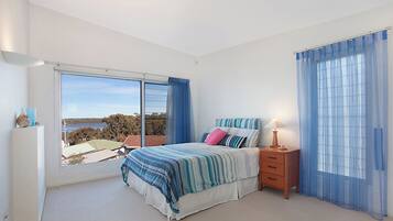 4 多间卧室、办公桌、熨斗/熨衣板、免费 WiFi