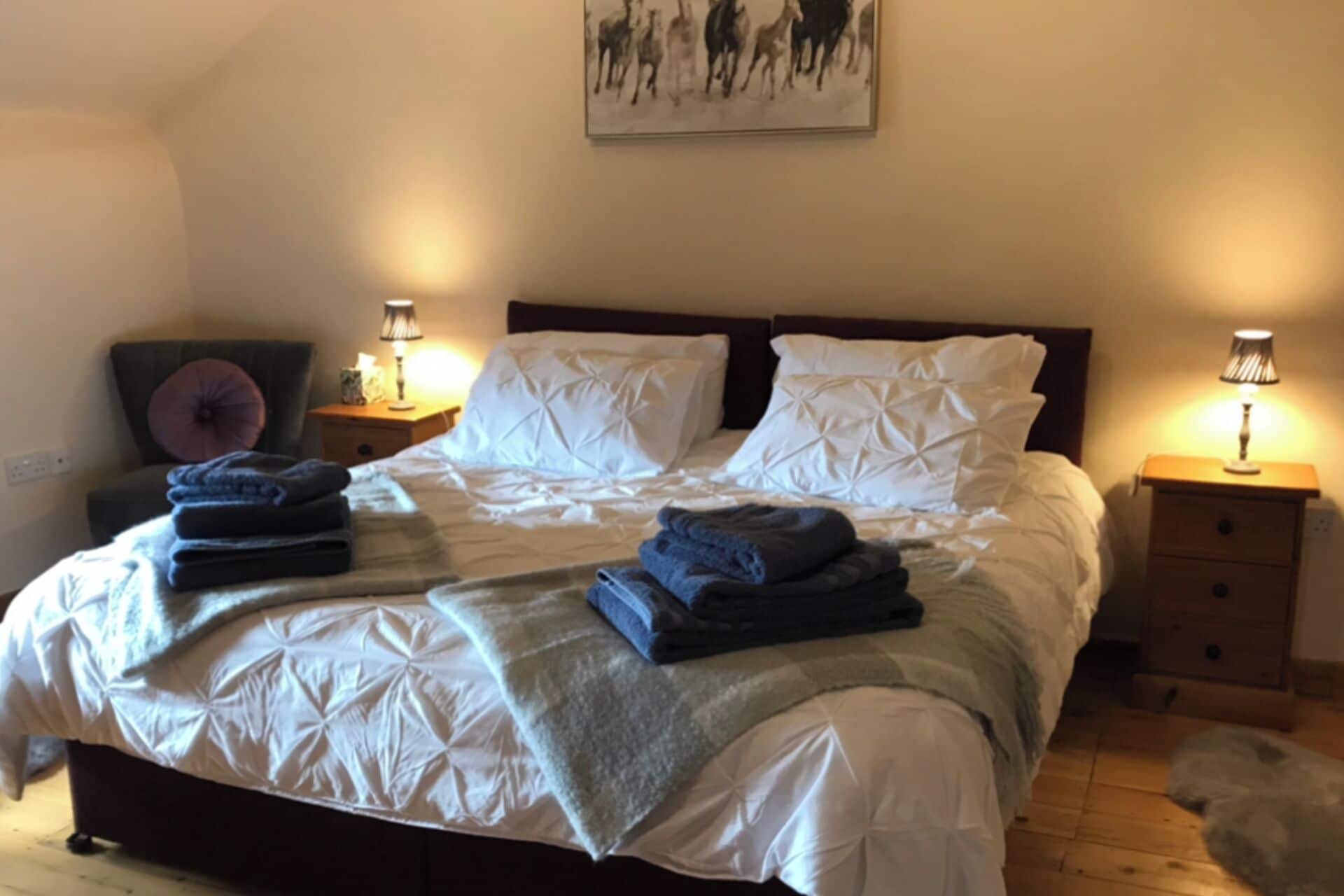 2 chambres, fer et planche à repasser, Wi-Fi, draps fournis