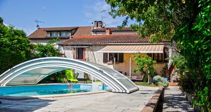 la petite Pierrette room