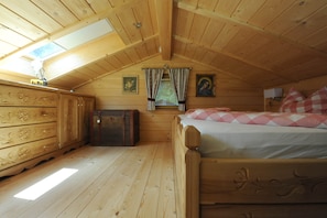 1 bedroom, free WiFi, bed sheets - Romantic cabin, wellness, nature and luxury (Ratten)
