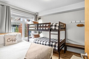 2 bedrooms, iron/ironing board, travel cot, WiFi