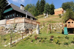 Children's area - Firefly and romantic hut, nature and wellness (Ratten)