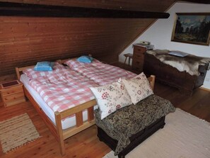4 Schlafzimmer, Bügeleisen/Bügelbrett, kostenloses WLAN, Bettwäsche