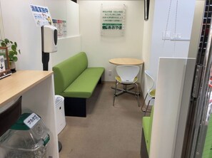 Interior - Annex 307 1 queen bed maximum 2 guests Please read the notes before booking / Chikushino Fukuoka (Chikushino)