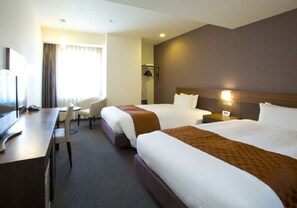 1 室のベッドルーム、デスク、WiFi (無料)、ベッドシーツ