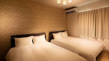 Private Vacation Home, Non Smoking | 2 bedrooms, down comforters, desk, blackout drapes