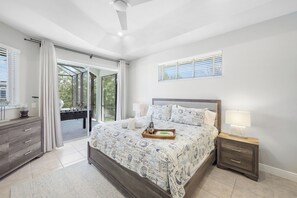 4 bedrooms, iron/ironing board, WiFi, bed sheets