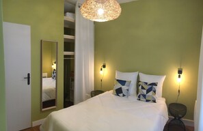1 chambre, fer et planche à repasser, Wi-Fi, draps fournis