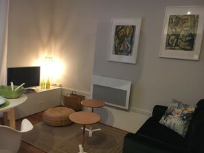 TV