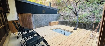 Riverside house / Higashimuro-gun Wakayama