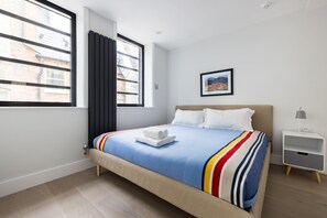 1 bedroom, iron/ironing board, internet, bed sheets