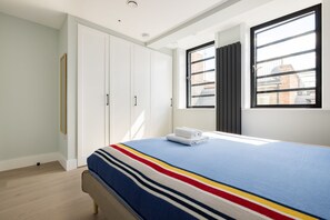 2 chambres, fer et planche à repasser, Wi-Fi, literie fournie