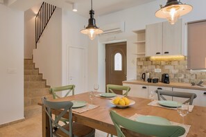 Dining - Astarte Villas - Neema Private Villa with Pool (RVF4+3X3 Arkadii, Greece)
