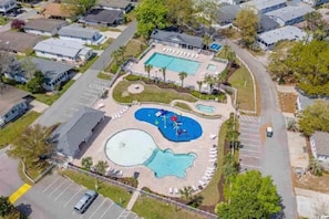 Innenpool, beheizter Pool