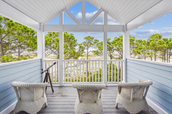 Property grounds - A BLUE HORIZON, A perfect getaway anytime of the year! (St. George Island)