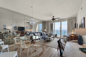 Smart TV, DVD player - Gulf Views-Short Walk 2 Beach-Resort Amenities (Miramar Beach)