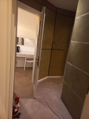 Interior - Affittacamere (Roma)