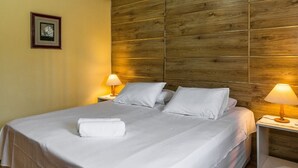 Apartment | 3 bedrooms, iron/ironing board, free WiFi - Locar-in Gramado Cobertura Duplex Centro (Gramado)