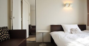 1 chambre, bureau, Wi-Fi gratuit, draps fournis