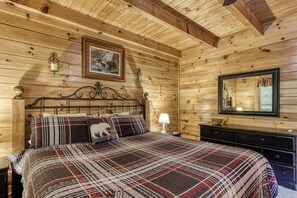 3 soverom, strykejern/-brett, wi-fi (inkludert) og sengetøy