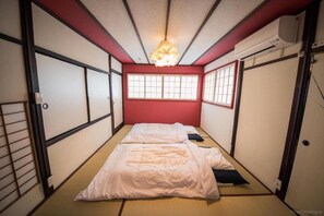 3 多间卧室、办公桌、熨斗/熨衣板、免费 WiFi
