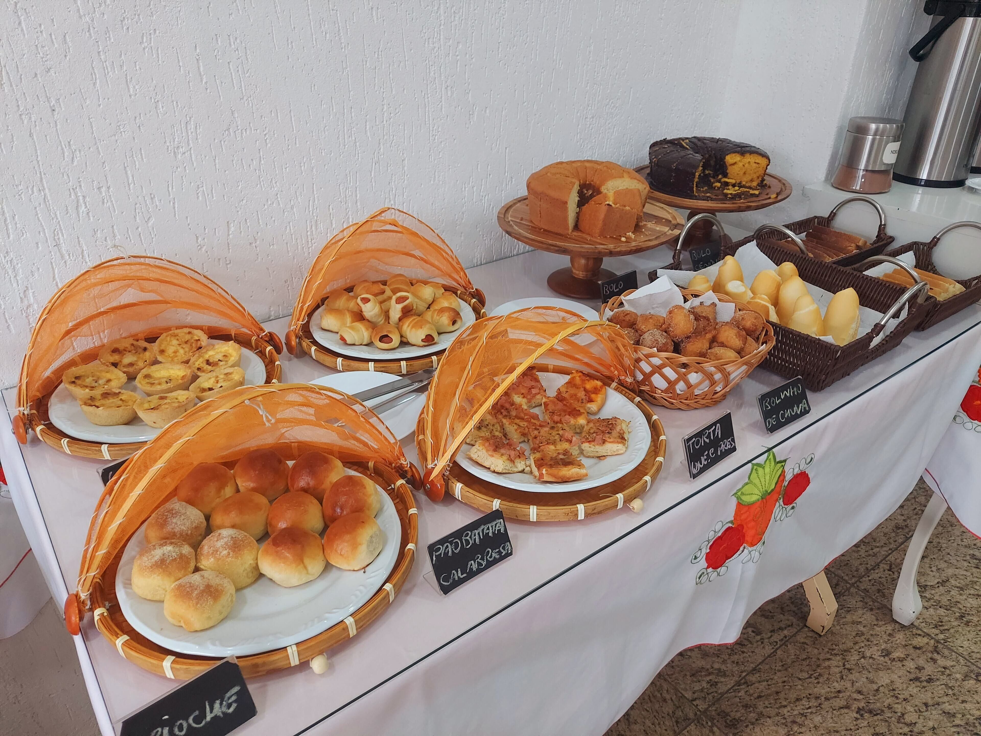 Free daily cooked-to-order breakfast 