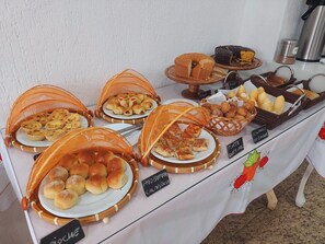 Desayuno a la carta incluido todos los días