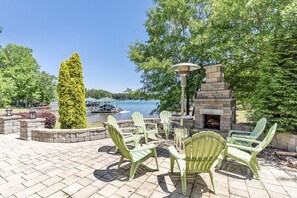 Terrace/patio - New to VRBO! Big water views, private dock, pool table, 15 min Clemson! (Seneca)