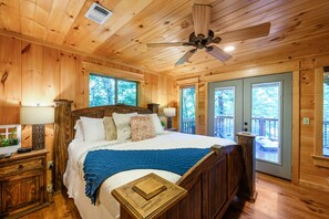 3 dormitorios, tabla de planchar con plancha, wifi gratis y ropa de cama