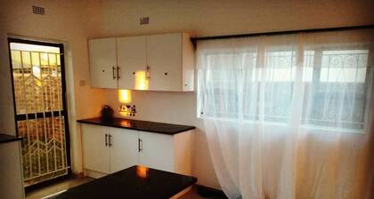 Mthunzie Residence Township Guest House